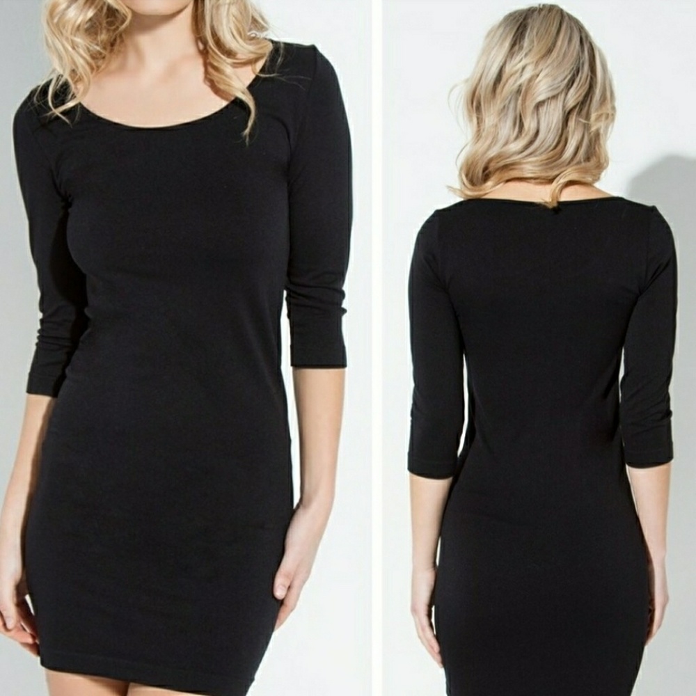 💕 Seamless Black Dress - Picture 1 of 2